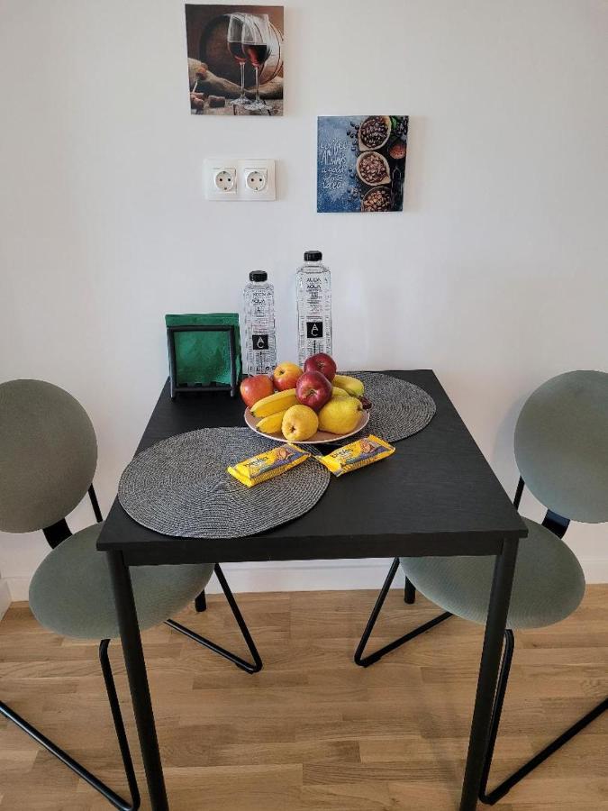 בוקרשט Art Apartment מראה חיצוני תמונה